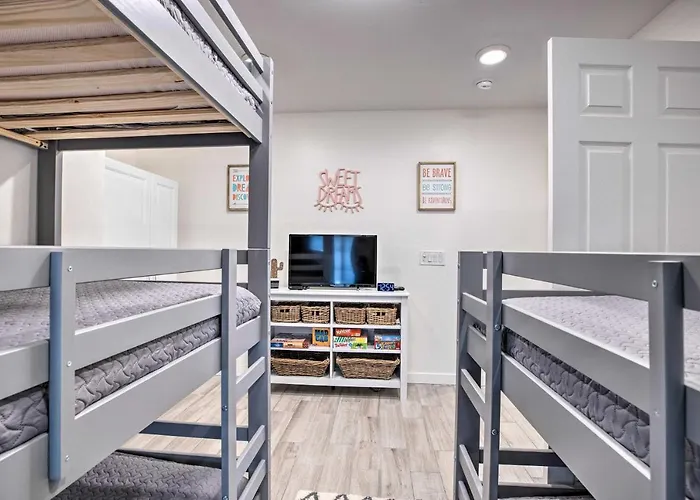 Close To Hikes! Snowbird Oasis W/ Pool In Estrella Casa vacanze Liberty